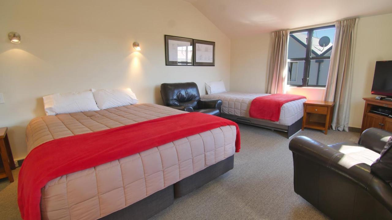 Country Glen Lodge Christchurch Bagian luar foto