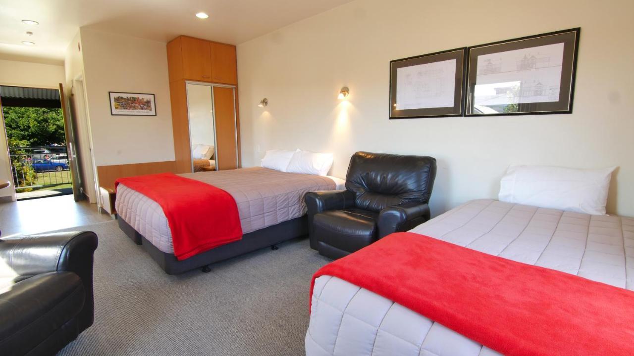 Country Glen Lodge Christchurch Bagian luar foto