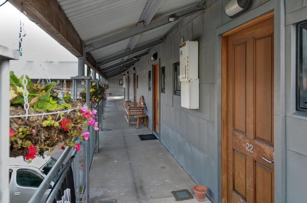 Country Glen Lodge Christchurch Bagian luar foto