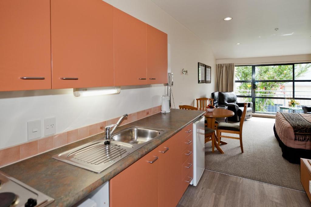 Country Glen Lodge Christchurch Bagian luar foto