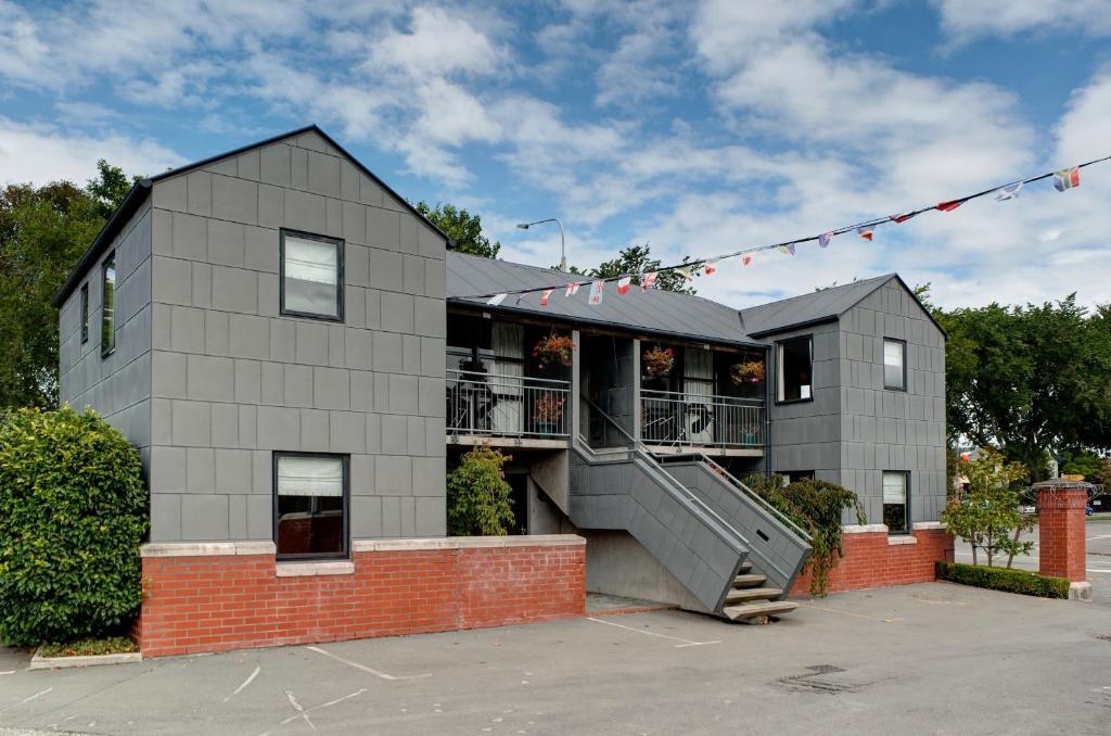 Country Glen Lodge Christchurch Bagian luar foto