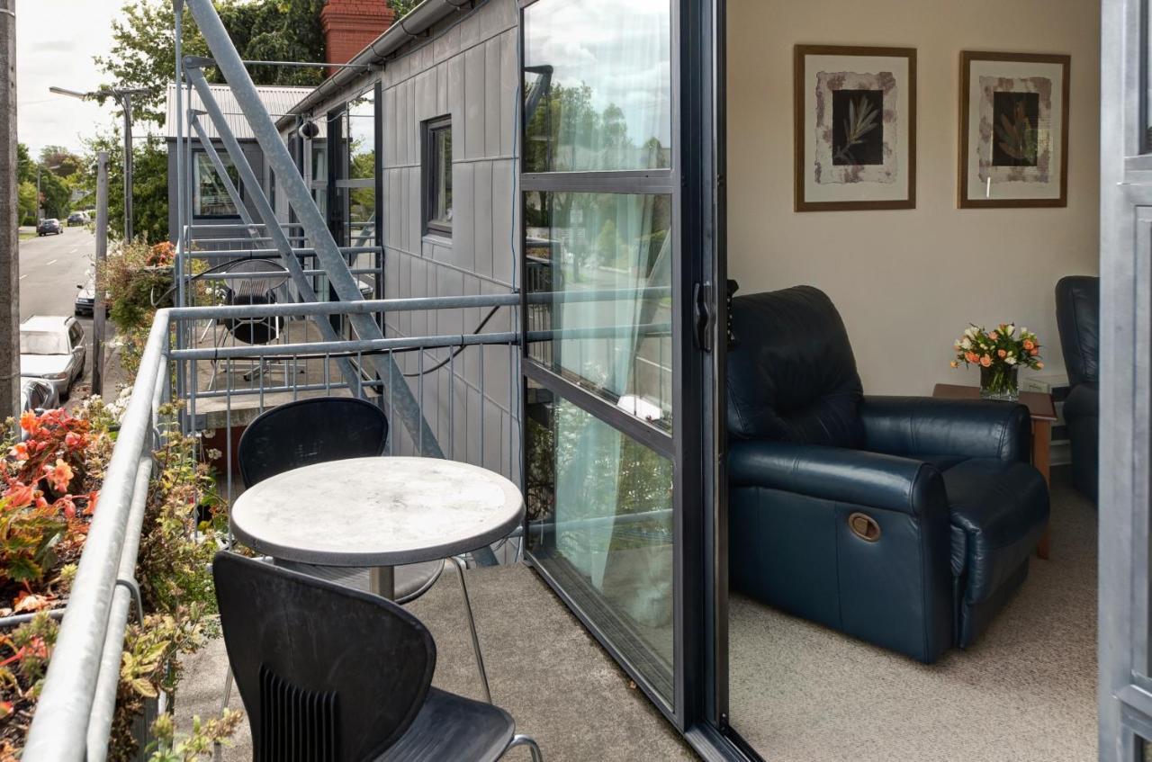 Country Glen Lodge Christchurch Bagian luar foto